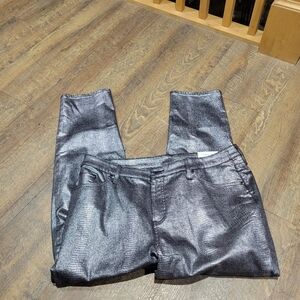 Chico's 3R Girlfriend Slim Pant